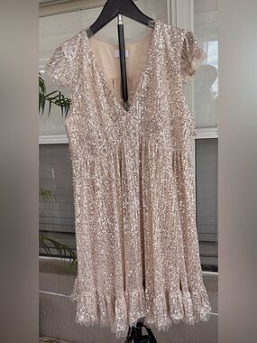 Sequined V-Neck Mini Dress in Champagne